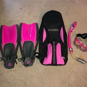 Girls scuba diving set